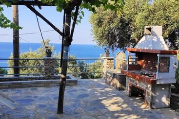 Ovrios Stone House Pelion