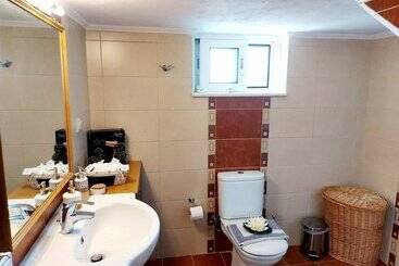 Socrate S Apartment S With Share Pool
