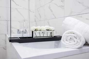 Stylish Block Of Apartments By Av Stays Croydon