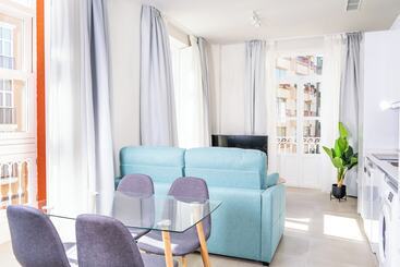 Apartamentos Turísticos Plaza Del Rey