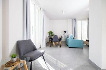 Apartamentos Turísticos Plaza Del Rey