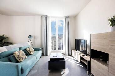Apartamentos Turísticos Plaza Del Rey