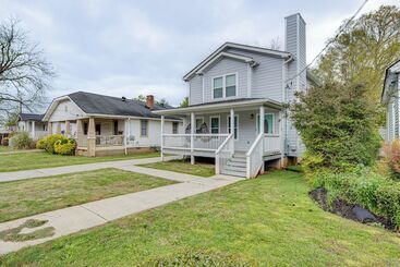 Charming Atlanta Home W/ Yard ~ 7 Mi To Downtown!