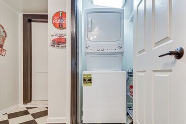Chic Durham Home W/ Game Room: Walk To Downtown!