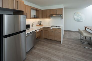 هتل Element Melbourne Oceanfront