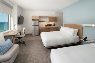 هتل Element Melbourne Oceanfront