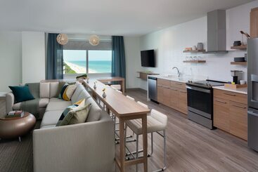هتل Element Melbourne Oceanfront