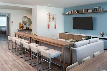 هتل Element Melbourne Oceanfront