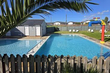 هتل Stunning Brand New 2024 Sunset Lodge, Whitstable