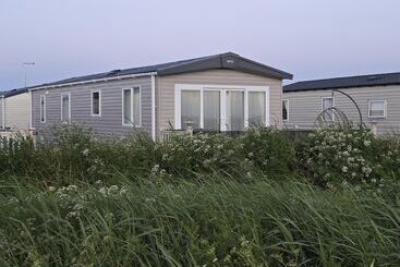 هتل Stunning Brand New 2024 Sunset Lodge, Whitstable