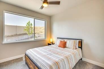 Luxe Living: Grand Junction Home W/ Hot Tub, Views