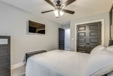 Modern Decatur Gem W/ Deck, 10 Mi To Atlanta
