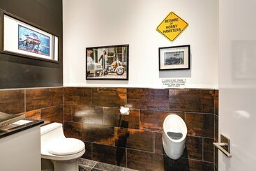 Motorcycle Themed Home In Spearfish W/ Hot Tub!