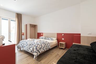 پانسیون La Perla Del Mare Rooms