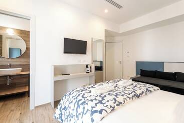 پانسیون La Perla Del Mare Rooms