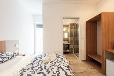 پانسیون La Perla Del Mare Rooms