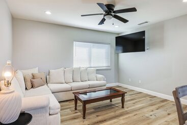Pet Friendly Hughson Getaway, 9 Mi To Modesto!