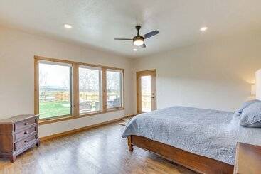Red Lodge Home W/ Outdoor Kitchen & Fire Table!