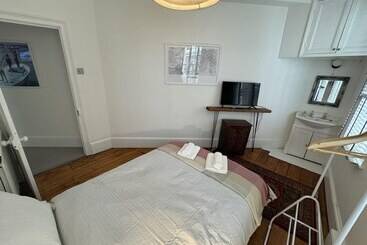 اقامتگاه Centrally Located, Stunning 3bed 2bath, Se1