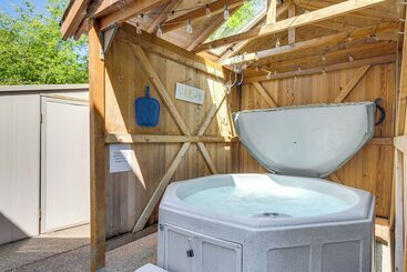별장 Rockaway Beach Home W/ Hot Tub: Half Mi To Beach!