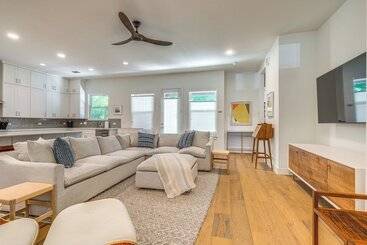 Spacious Austin Home: Near S Congress & Downtown!