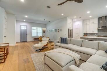Spacious Austin Home: Near S Congress & Downtown!