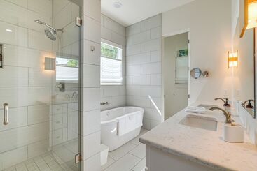Spacious Austin Home: Near S Congress & Downtown!