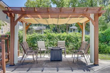 Beautiful Jacksonville Home: Walkable Location!