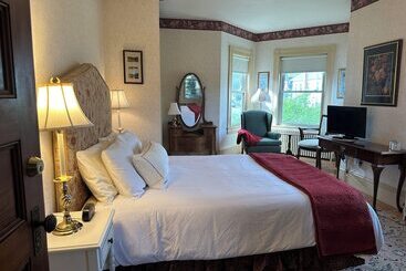 ベッドアンドブレックファースト Meredith Inn