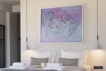 هتل Athens Riviera Suites