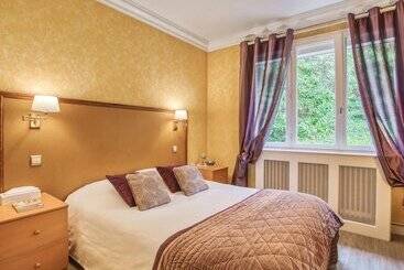 فندق Auberge De La Vallée Verte