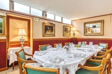 هتل Auberge De La Vallée Verte