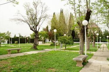 هتل Balneario De Marmolejo