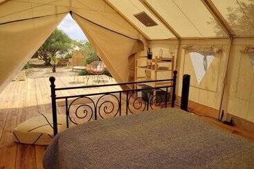 هتل روستایی Tranquilo Glamping