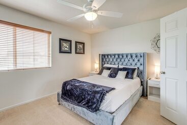 6 Mi To Dia: Denver Home W/ Fenced Yard & Fire Pit