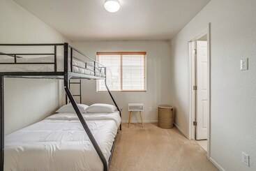 6 Mi To Dia: Denver Home W/ Fenced Yard & Fire Pit