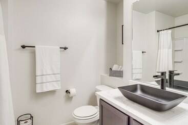 6 Mi To Dia: Denver Home W/ Fenced Yard & Fire Pit