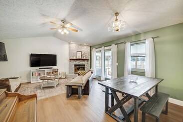 Lovely Terre Haute Home W/ Private Yard & Hot Tub!
