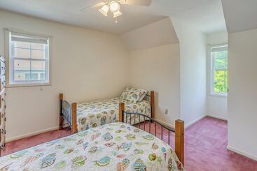 コテージ Oak Island Family Vacation Home < 1 Mi To Beach!