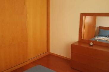 اقامتگاه Remarkable 3 Bed House In Machico
