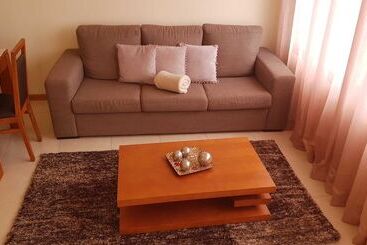 اقامتگاه Remarkable 3 Bed House In Machico