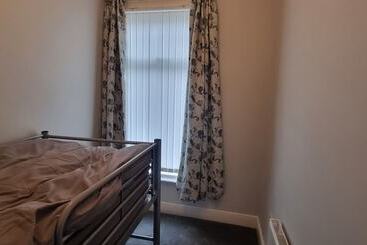 اقامتگاه Traditional 3 Bed House On The Historic Headland