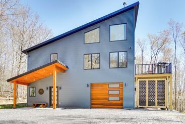 Swanton Retreat W/ Game Room, Hot Tub & Trails!