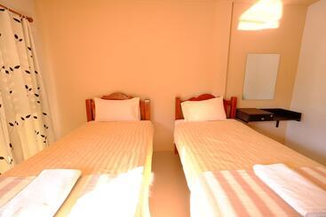 فندق Prompong Resort Mukdahan