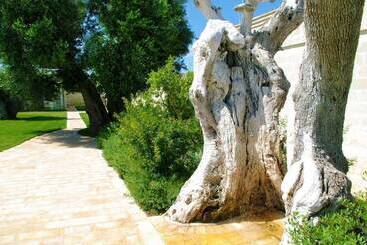 هتل روستایی Masseria Torre Del Diamante