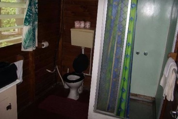 هتل Vaiala Beach Cottages