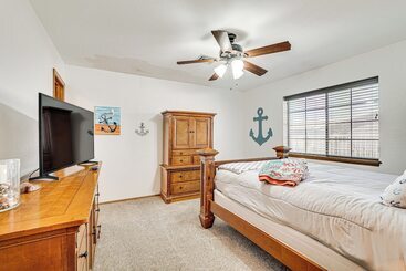 Lake Havasu City Home W/ Patios & Saltwater Pool!