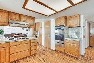 Lake Havasu City Home W/ Patios & Saltwater Pool!