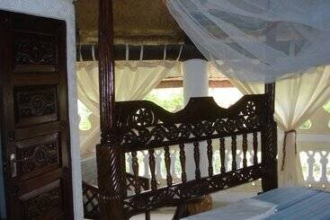 پانسیون Coconut Beach Apartments