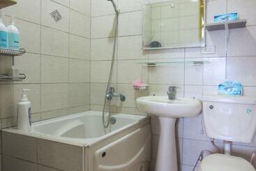 پانسیون Halfway B&b
